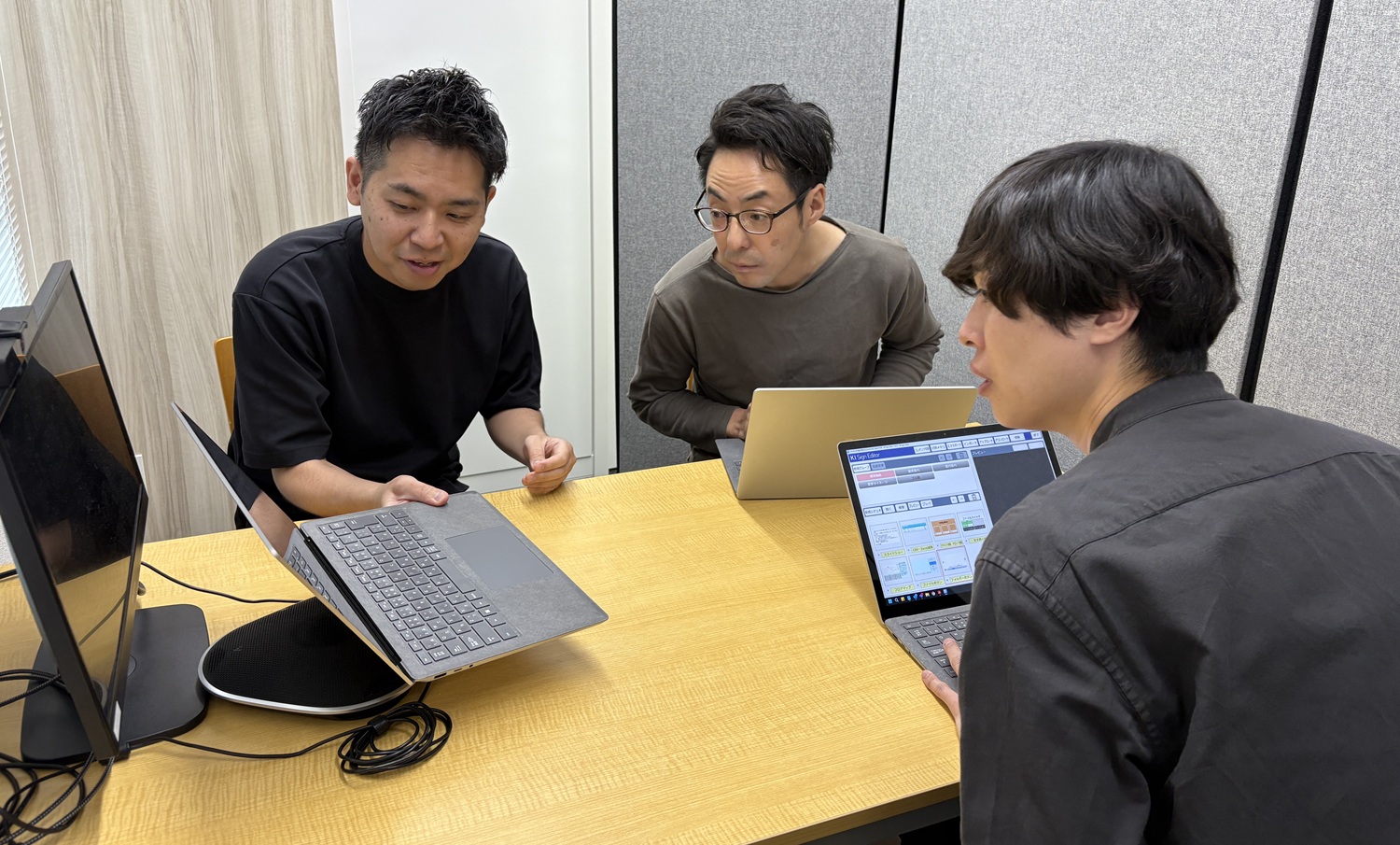 チーム集合写真
